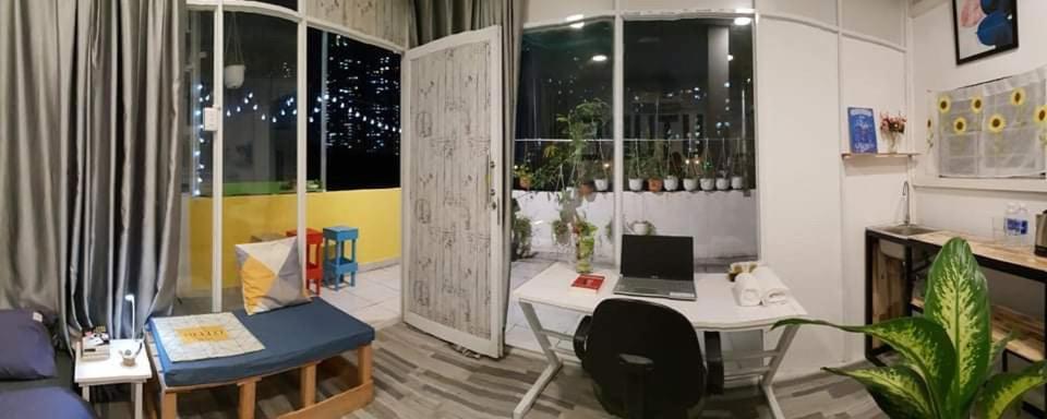 May House Binhthanh Thành Pho Ho Chí Minh Esterno foto